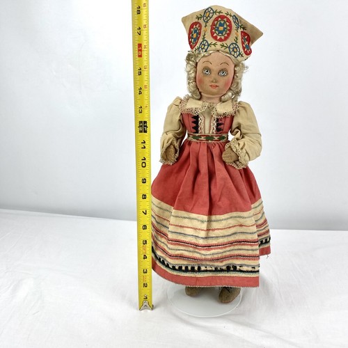"Muñeca de tela hecha a mano vintage 1945-1951 Estonia personas desplazadas campamento artesanal 18" - Imagen 12 de 12