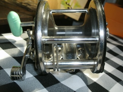 PENN Reel No. 309 Level Wind Saltwater Conventional Fishing Reel - Picture 9 of 12