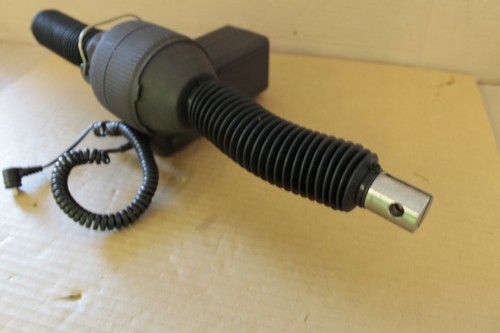 Dewert Multimat Linearmotor - MZ 000 760 013 - 24 V / 110 W -gebraucht.- - Bild 2 von 10