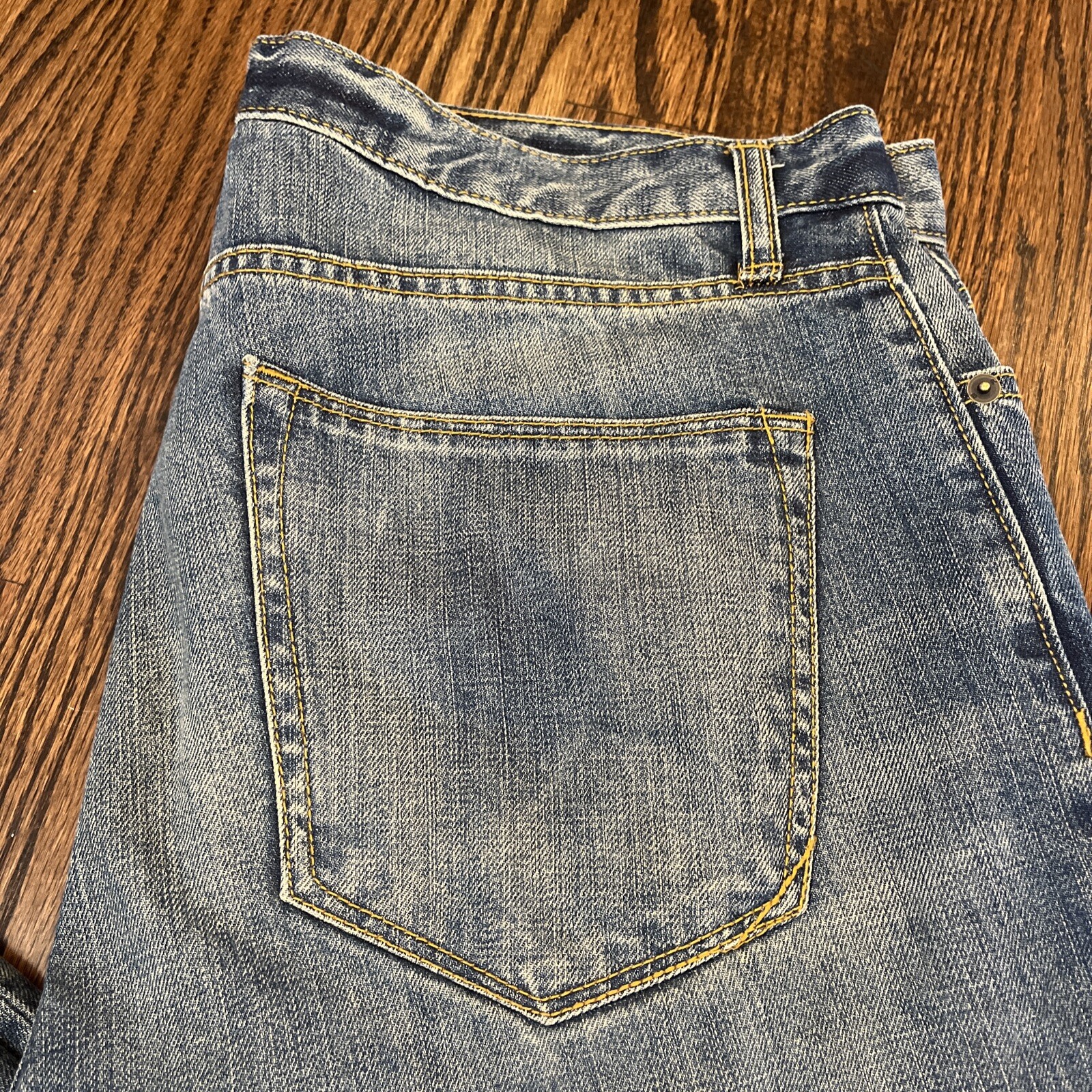 Banana Republic 36x31 Straight Leg Blue Jeans Classic Denim - View 2