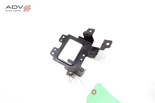 SOPORTE SENSOR RADAR PUNTO CIEGO LADO PASAJERO TRASERO DERECHO KIA K5 OEM 2021 - 2024 - Imagen 4 de 6