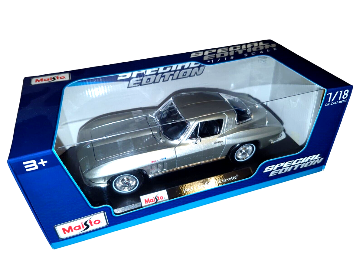 Maisto 1:18 1965 Chevrolet Corvette Diecast Model Car