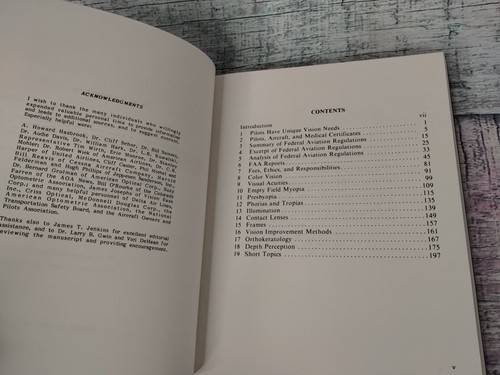 THE OPTOMETRIST'S AND OPHTHALMOLOGIST'S GUIDE TO PILOTS VISION -By Warren DeHaan - Picture 13 of 23
