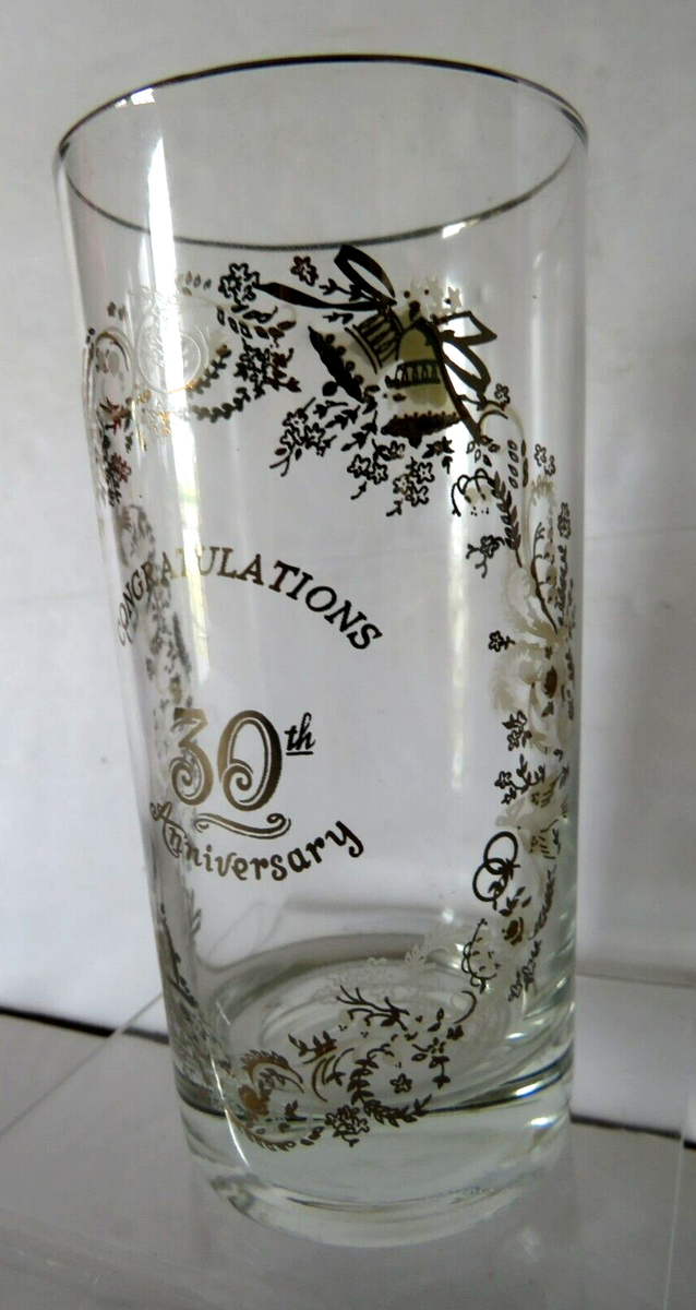 24plastic tumblers 24oz Crystal Clear Plastic Cups With Flat lids
