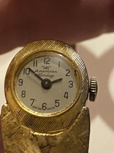 Reloj Vintage American Heritage Peek A Boo Hecho en Suiza - Imagen 2 de 11