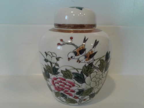 Vintage Kutani Porzellan Geschirr Deckel Ingwer Dose Vögel und Lotusblume Design - Bild 1 von 6