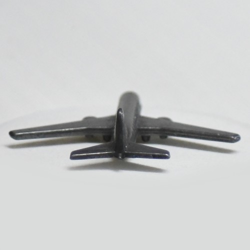 Airplane Monopoly Metal Game Token 2006 - Picture 4 of 6