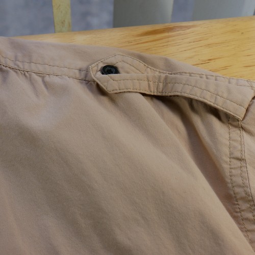 TheLEEs Camp Shirt Woman's 2XL Beige Button Up L/S Hiking Fishing - Picture 10 of 12