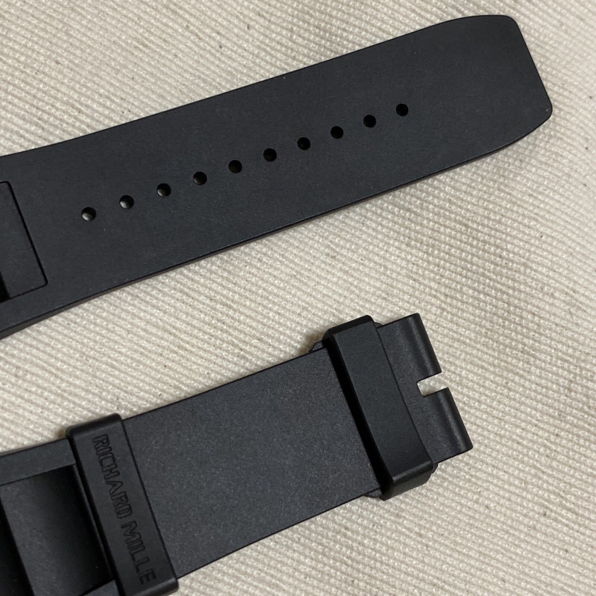 Authentic Richard Mille Black Rubber Strap-Band 11M | eBay Authentic Richard Mille Black Rubber Strap-Band 11M | eBay