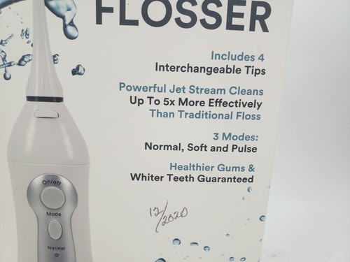 AQUA FLOSSER WITH 4 TIPS POWERFUL JET STREAM CLEANS 5X MORE EFFECTIVELY 3 MODES - Picture 2 of 11