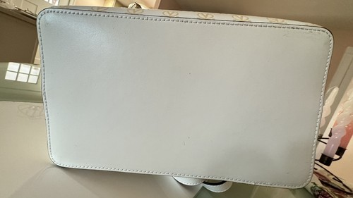 Valentino by Mario Valentino Karl Rock Cream Leather Bucket Bag - Picture 9 of 16