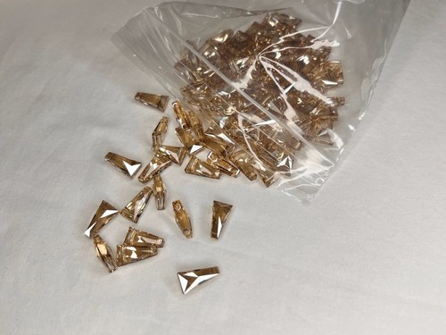 Swarovski Golden Shadow Brown Crystal Triangular 5181 13.0 x 7.0 mm   - Picture 2 of 3