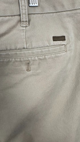 Izod Casual Chino Pants Men's 38 Beige Cotton Blend Straight Leg Slash Pockets - Picture 3 of 6