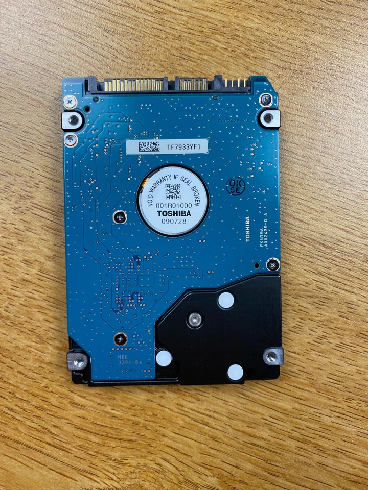 Toshiba MK4055GSX 400 GB SATA 9.5MM Notebook drive - Image 2 of 2