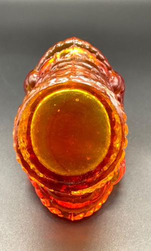 Vintage Amberina Glass 3.75” Basket Figurine 2-Handled Weave Pattern, Glows - Picture 4 of 4