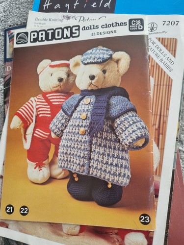 X 5 Knitting Doll Clothes Patterns - Picture 8 of 19