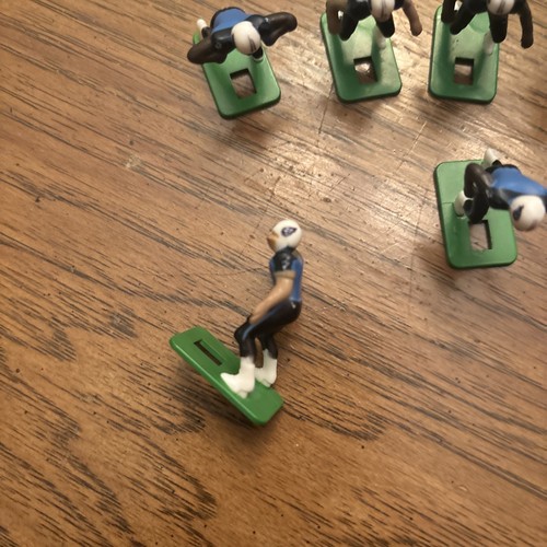 ELEVEN Electric Football PLAYERS Tennessee Titans 1” USED EXCELLENT FS - Picture 8 of 11