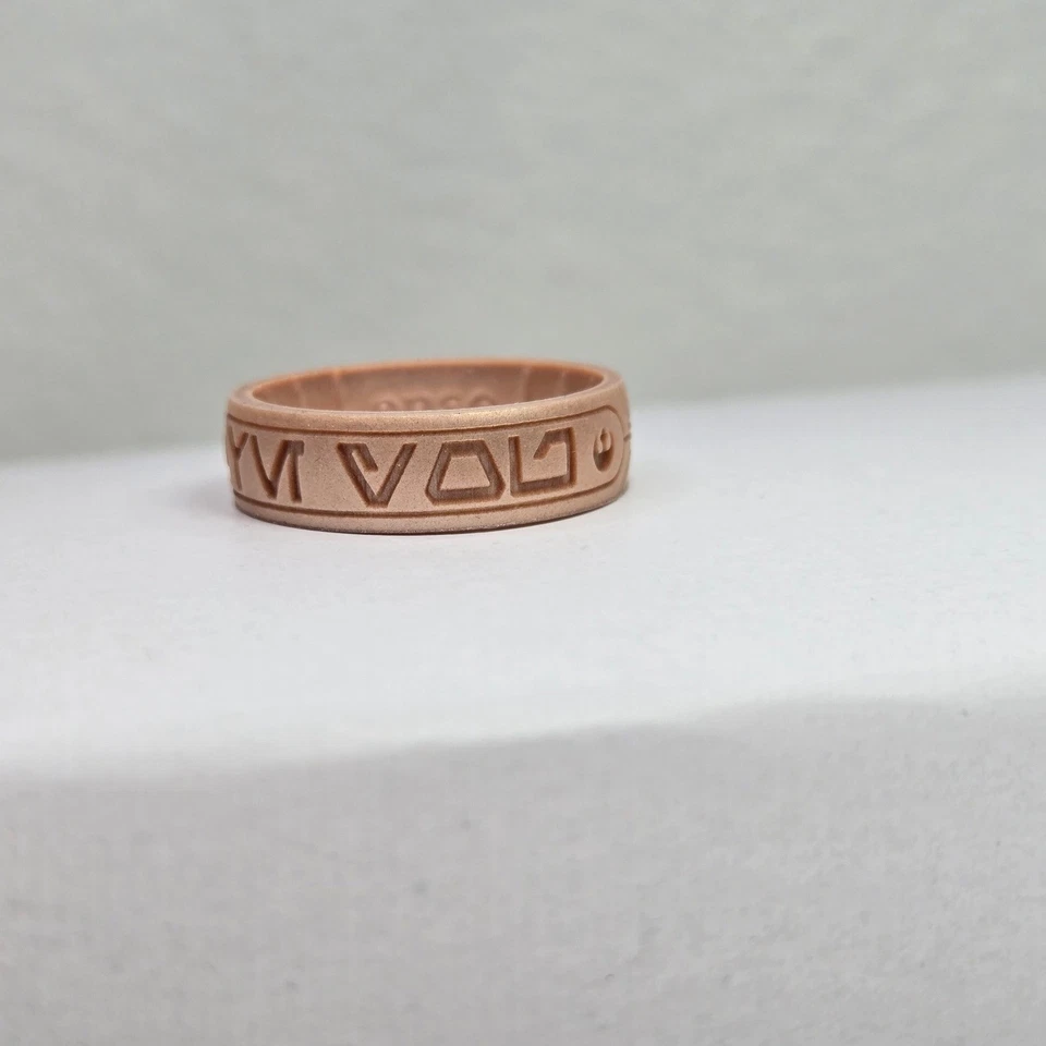Anillos Enso Anillo de Silicona Star Wars - Lo Sé (Aurebesh) - Oro Rosa - Talla 11 Foto 3 de 4