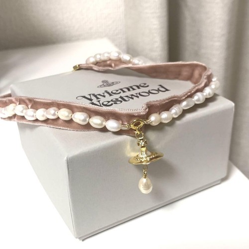 Vivienne Westwood ALEKSA Pearl ORB Choker Necklace Pink No BOX - Picture 1 of 3