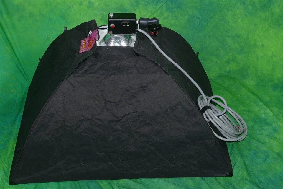 Chimera S II 24" x 32" Softbox w/ Norman LH2 Flash Head, Speed Ring and Posts - Image 3 of 4