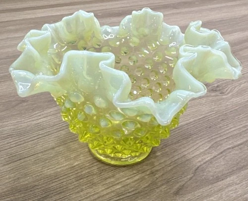 FENTON Yellow Topaz Opalescent Hobnail Glass Ruffled 6.75" Bowl Vase