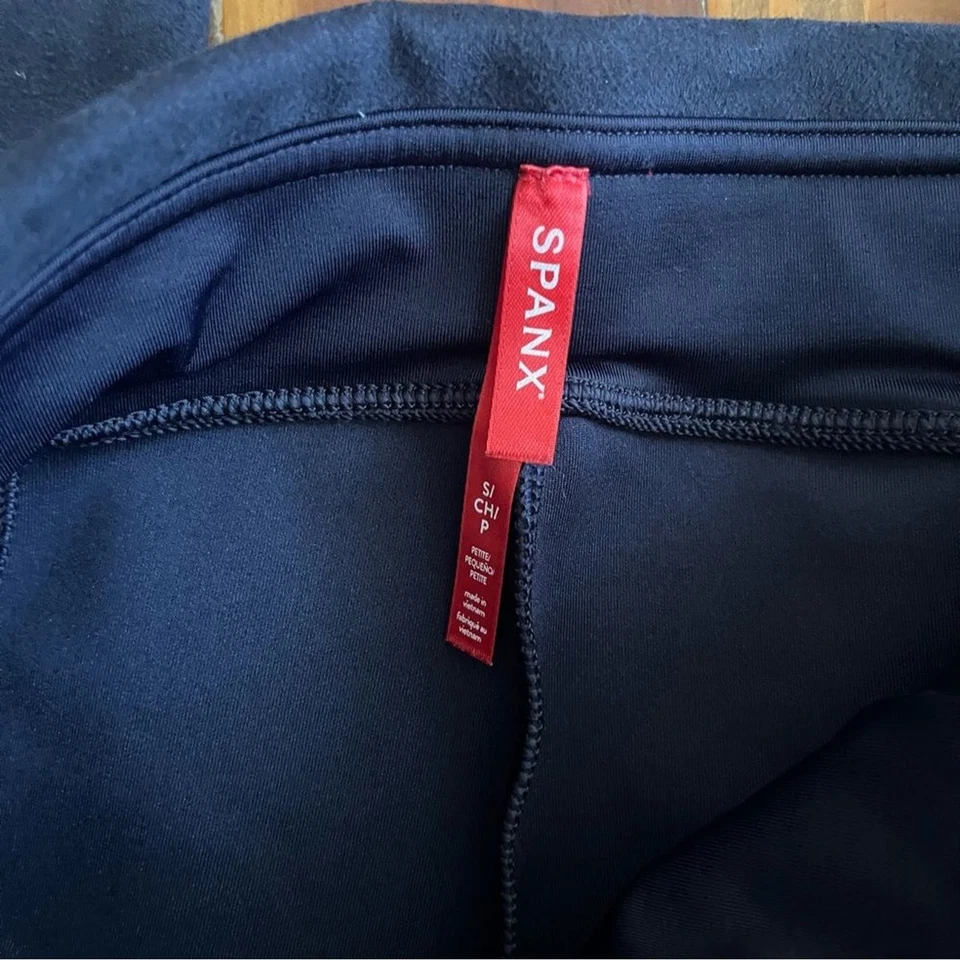 Leggings de gamuza sintética Spanx negros tiro alto pantalones adelgazantes talla pequeña Foto 4 de 4