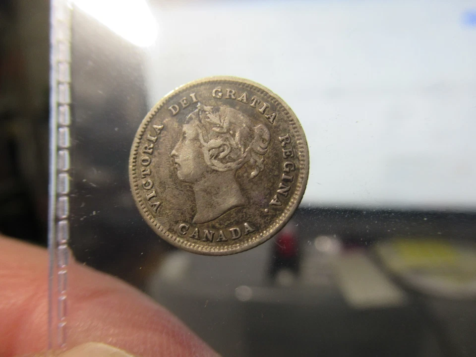 1891 Canada 5 Cents Silver Coin, Queen Victoria - Image 3 of 4