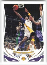 2004-05 Topps #8 Kobe Bryant BASKETBALL Los Angeles Lakers