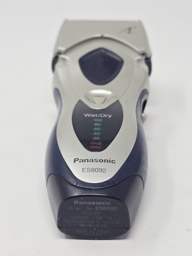 Panasonic ES8092 Afeitadora en seco húmedo con cargador - Imagen 9 de 19