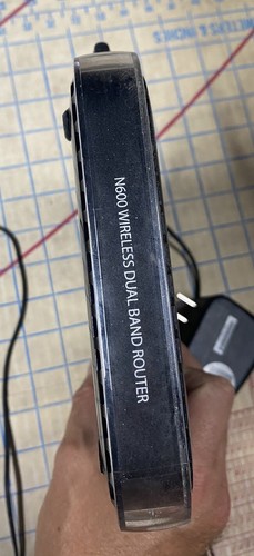 Routeur bi-bande sans fil 4 ports NETGEAR N600 - WNDR3400 voir description - Photo 6/7