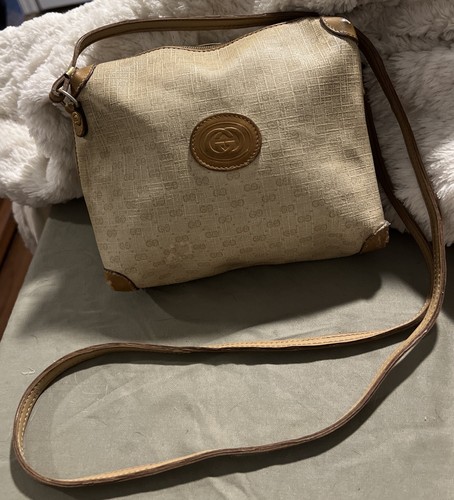 Authentic vintage Gucci Small Shoulder Bag, GG logo - Serial number 007-115-0093 - Picture 1 of 11