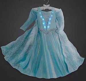 disney store elsa dress limited edition Disney store limited edition costume light up elsa frozen princess.