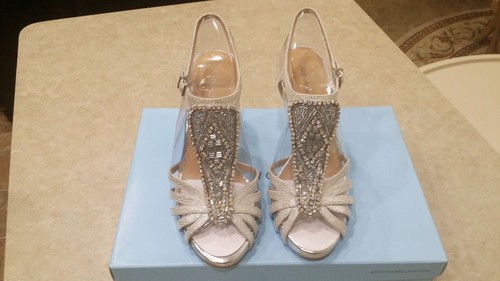 Nuevas Sandalias Plata Antonio Melani Nadelle Plataforma Joyas Vestido Cuero $110 - Imagen 25 de 36