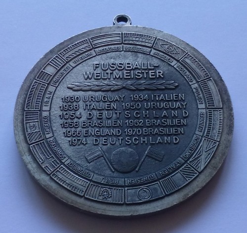 Copa Mundial FIFA 1978 medalla condecoración, Copa Mundial de Fútbol Argentina '78 - Imagen 2 de 2