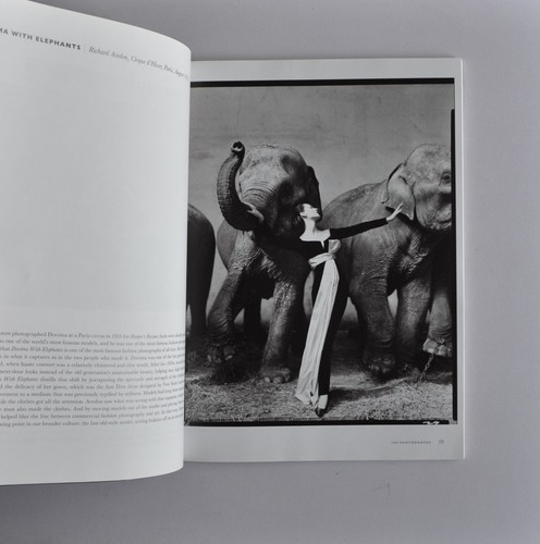 Magazine Special Time Edition 100 Photographs The Most Influential Images of All - Picture 4 of 6