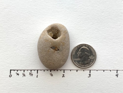 Natural Holey Beach Rock Hag Stone Adder surf-tumbled Fairy Wish Mystic bead #P - Foto 4 di 12