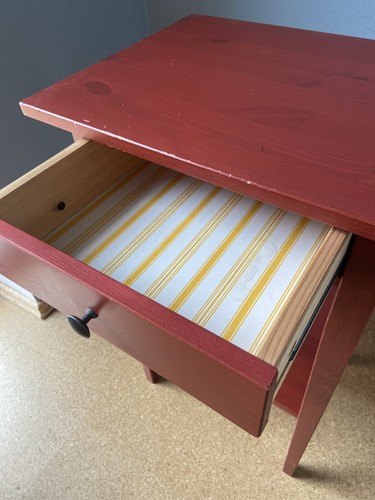 Ikea Hemnes Nachttisch rot - Bild 2 von 4