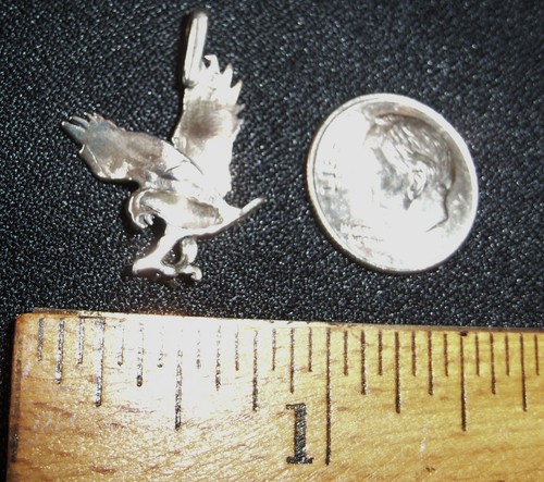 STERLING SILVER 1" x 3/4" FLYING/LANDING EAGLE CHARM - MADE IN THE U.S.A. - Picture 9 of 11