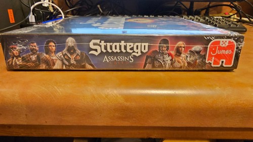 STRATEGO ASSASSINS CREED GAME JUMBO. NEW AND SEALED! - Picture 5 of 6