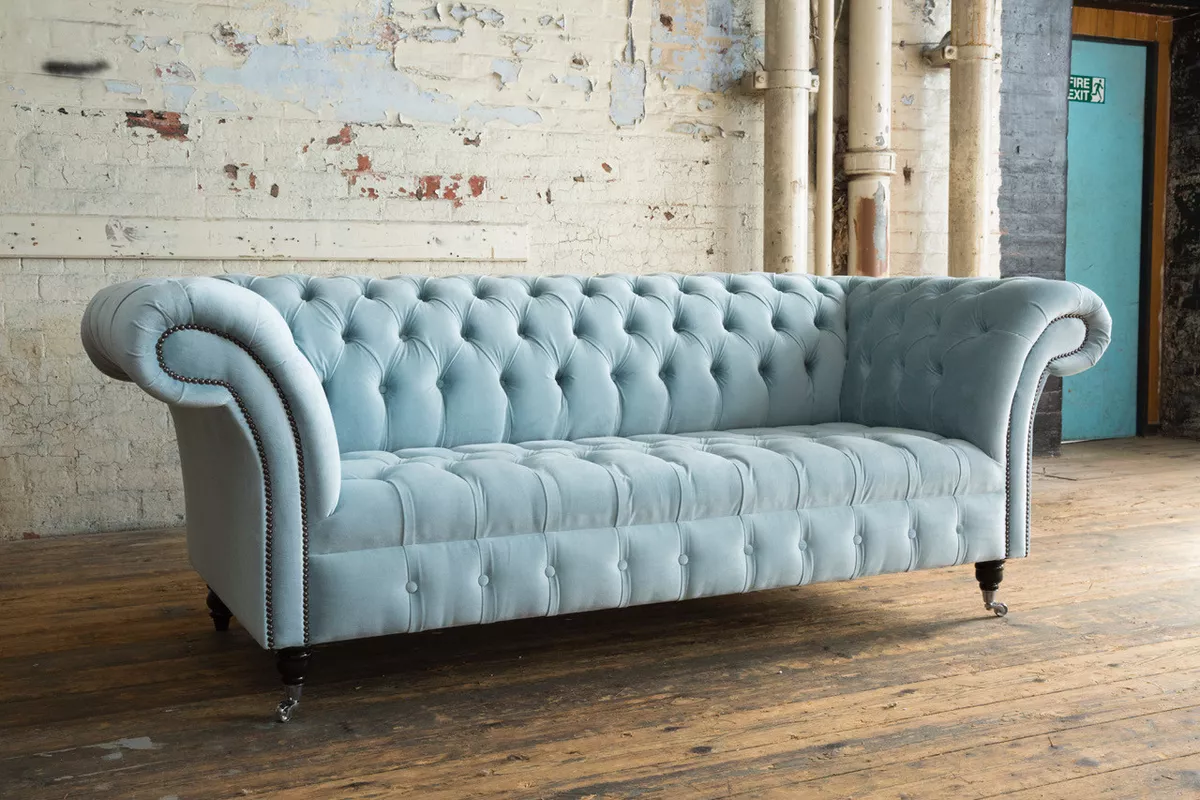 MODERN BRITISH HANDMADE 3 SEATER PALE DUSTY BLUE VELVET CHESTERFIELD SOFA