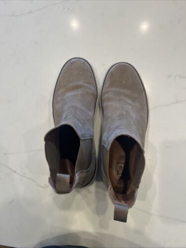 FRYE Mens Chelsea Boot Sz 9.5 Tan Suede Rubber Sole EUC - Picture 8 of 9