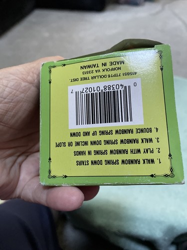 Vintage Plastic Rainbow Spring Triangle Slinky Toy New - Picture 6 of 14