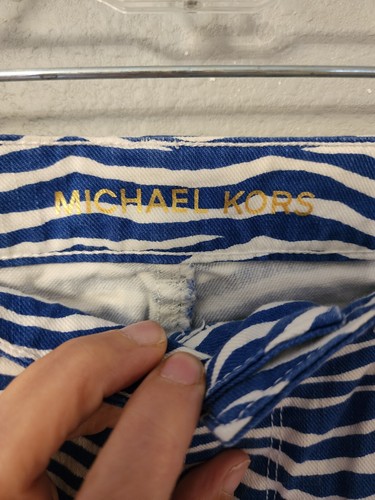 Michael Kors Short Shorts Women's Size 4, Blue White Stiped Gold Emblem - Picture 2 of 5