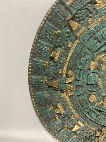 ZAREBSKI Possibly WALL PLAQUE 11 1/2" Round Crushed Malachite AZTEC MAYAN MCM - Picture 6 of 12