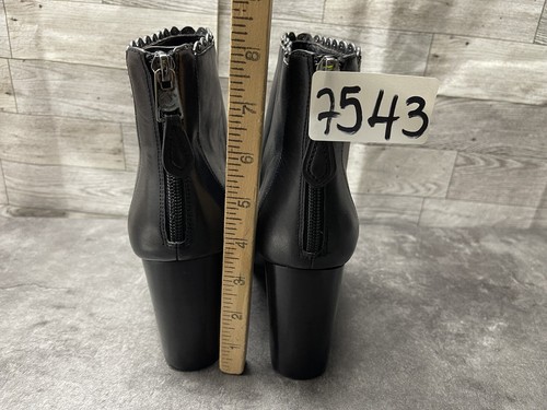 Coach Boots Women 8.5B Terence Shoes Black Leather scalloped Studs Comfort Ankle - Picture 10 of 17
