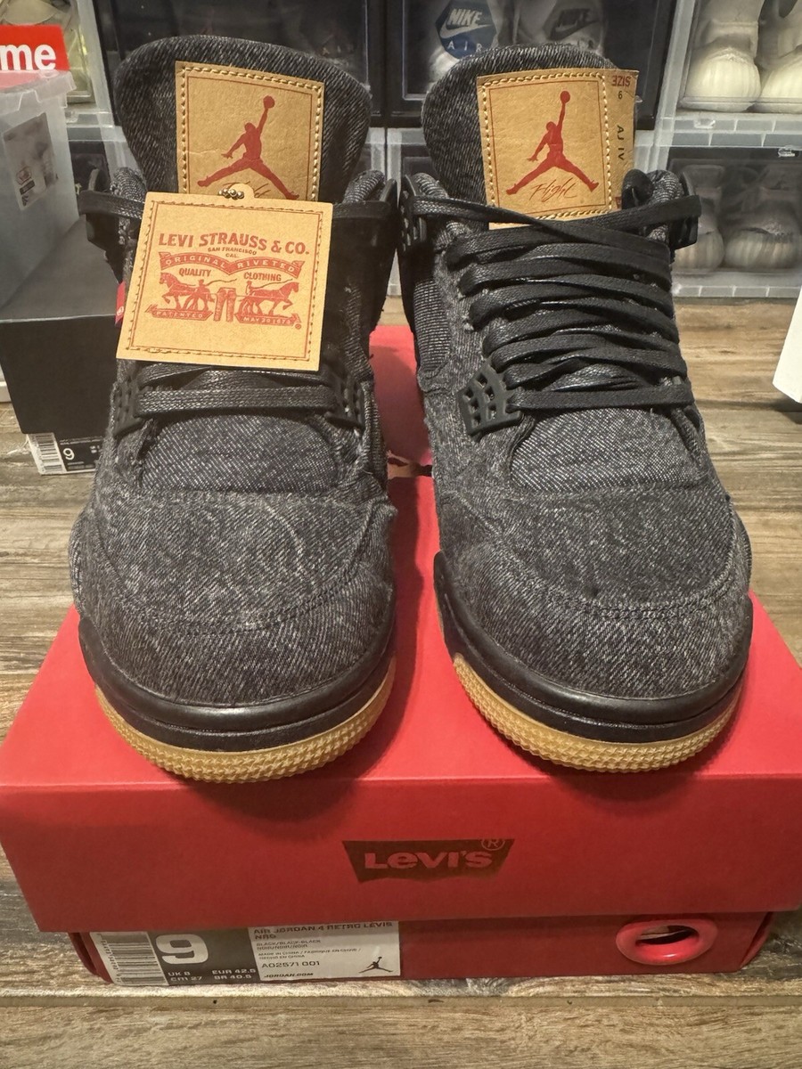Size 9 - Levi's x Air Jordan 4 Retro Black Denim Size 9 - Levi's x Air Jordan 4 Retro Black Denim