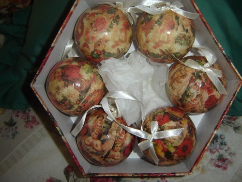 Avon Gift Collection Victorian Decoupage Ornaments in Geschenkbox - Bild 6 von 7