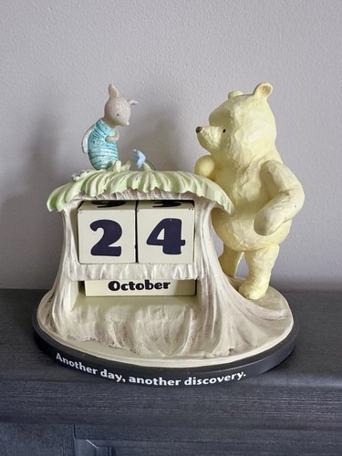 Hallmark Winnie the Pooh Piglet Perpetual Calendar Another Day Another Discovery