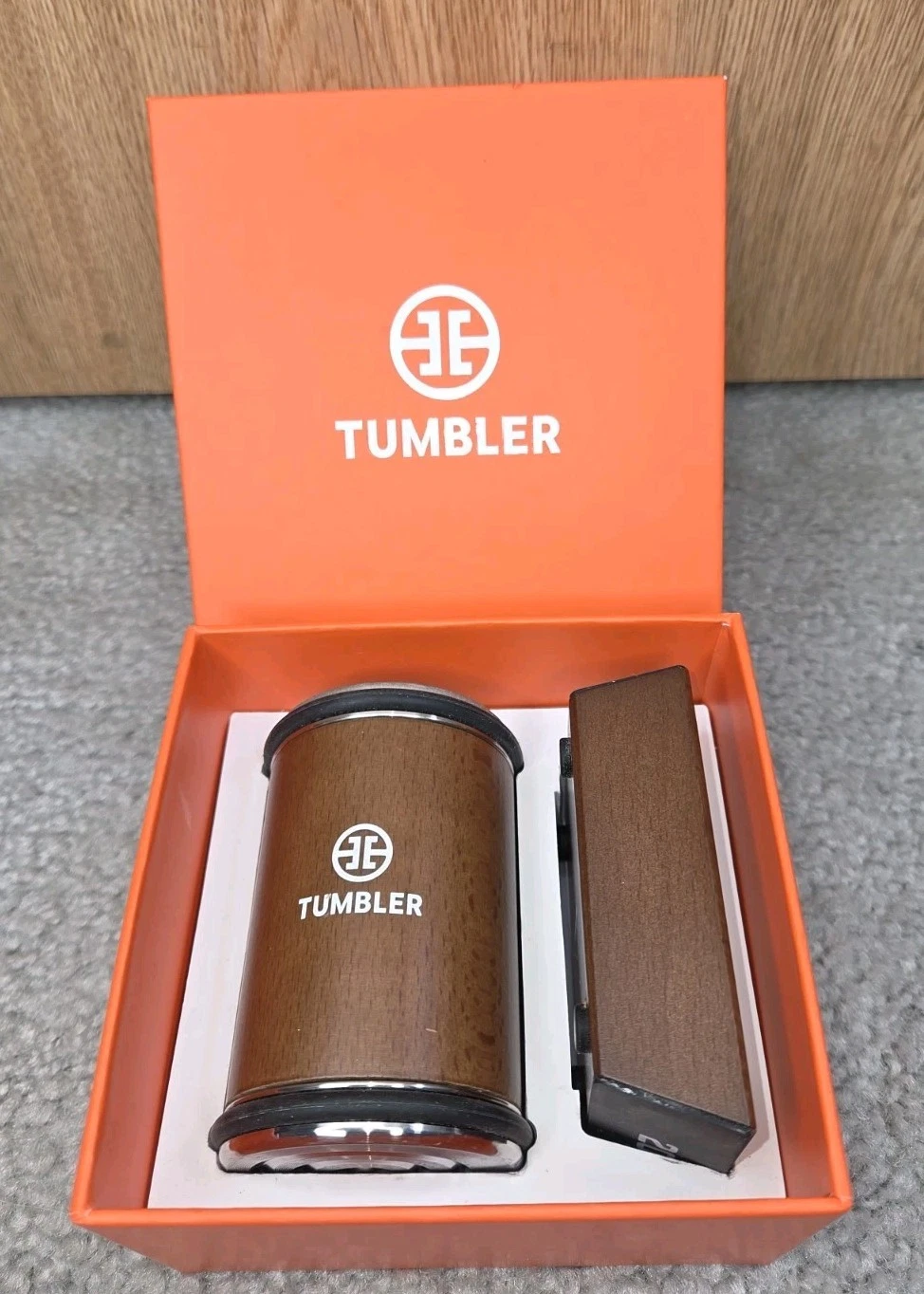 The Original Tumbler Rolling Knife Sharpener™ - Knife Sharpening Made Easy
Opens in a new window or