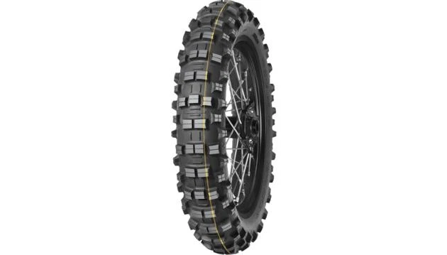 YAMAHA 初代 RZ350 タイヤ 1984 Yamaha RZ350 Kenny Roberts Replica Tires - Dennis Kirk